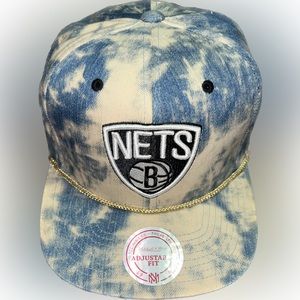 AUTHENTIC BRAND NEW MITCHELL & NESS NETS CAP